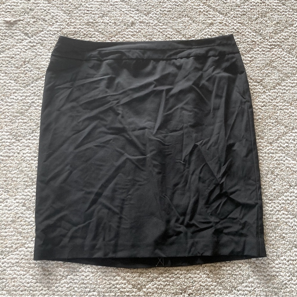 5/$15 Nice George Black Skirt 18